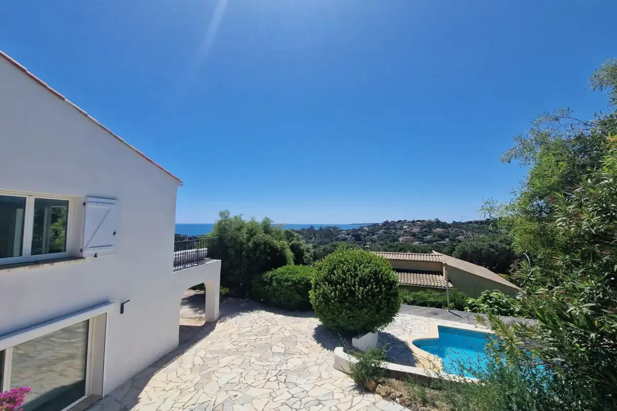 La Luciole Les Issambres 6