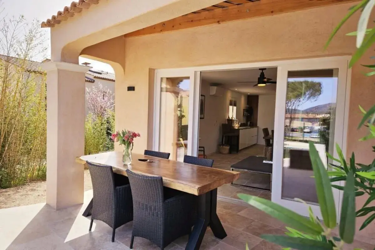 Les Deux Oliviers Plan de la Tour 3