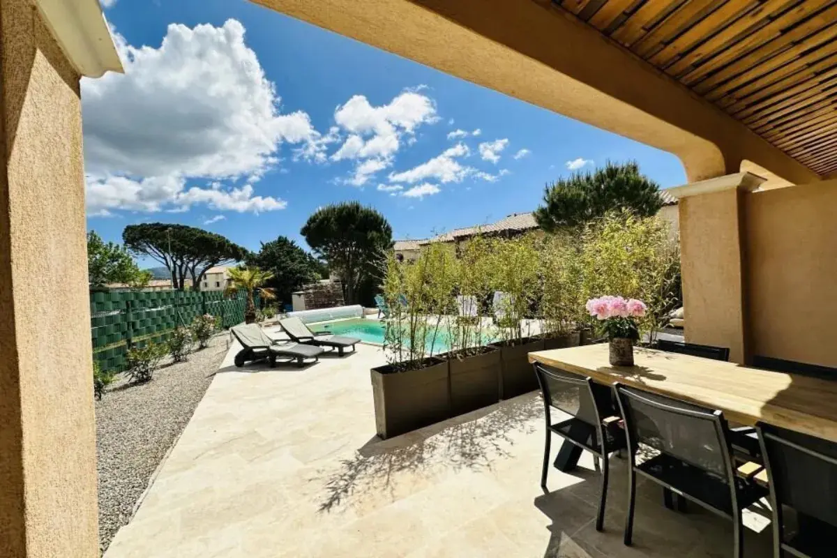 Les Deux Oliviers Plan de la Tour 7