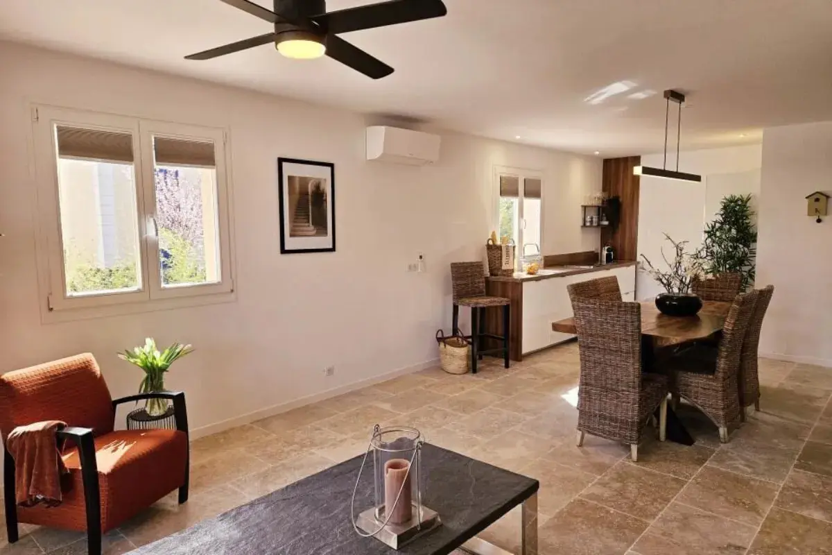 Les Deux Oliviers Plan de la Tour 10