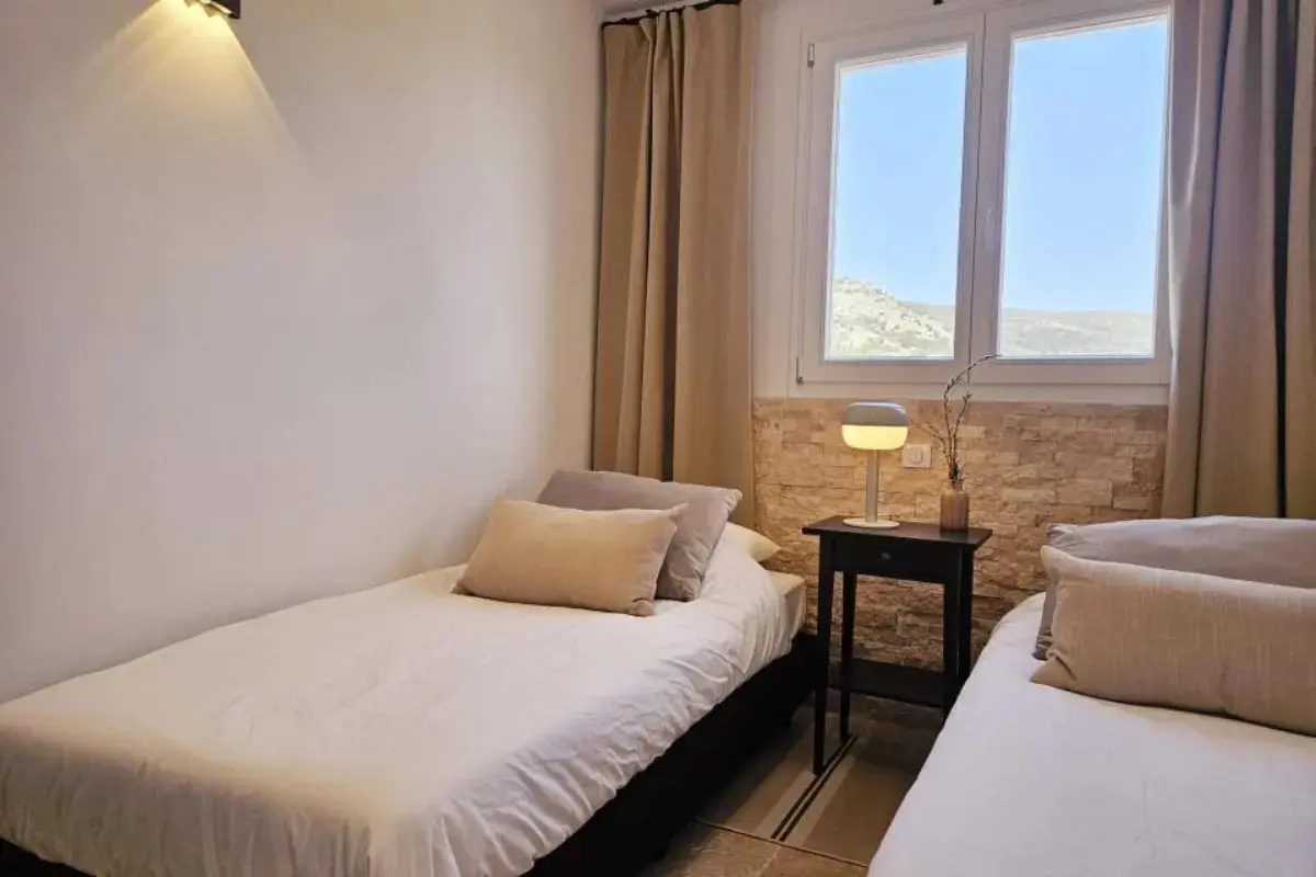 Les Deux Oliviers Plan de la Tour 16