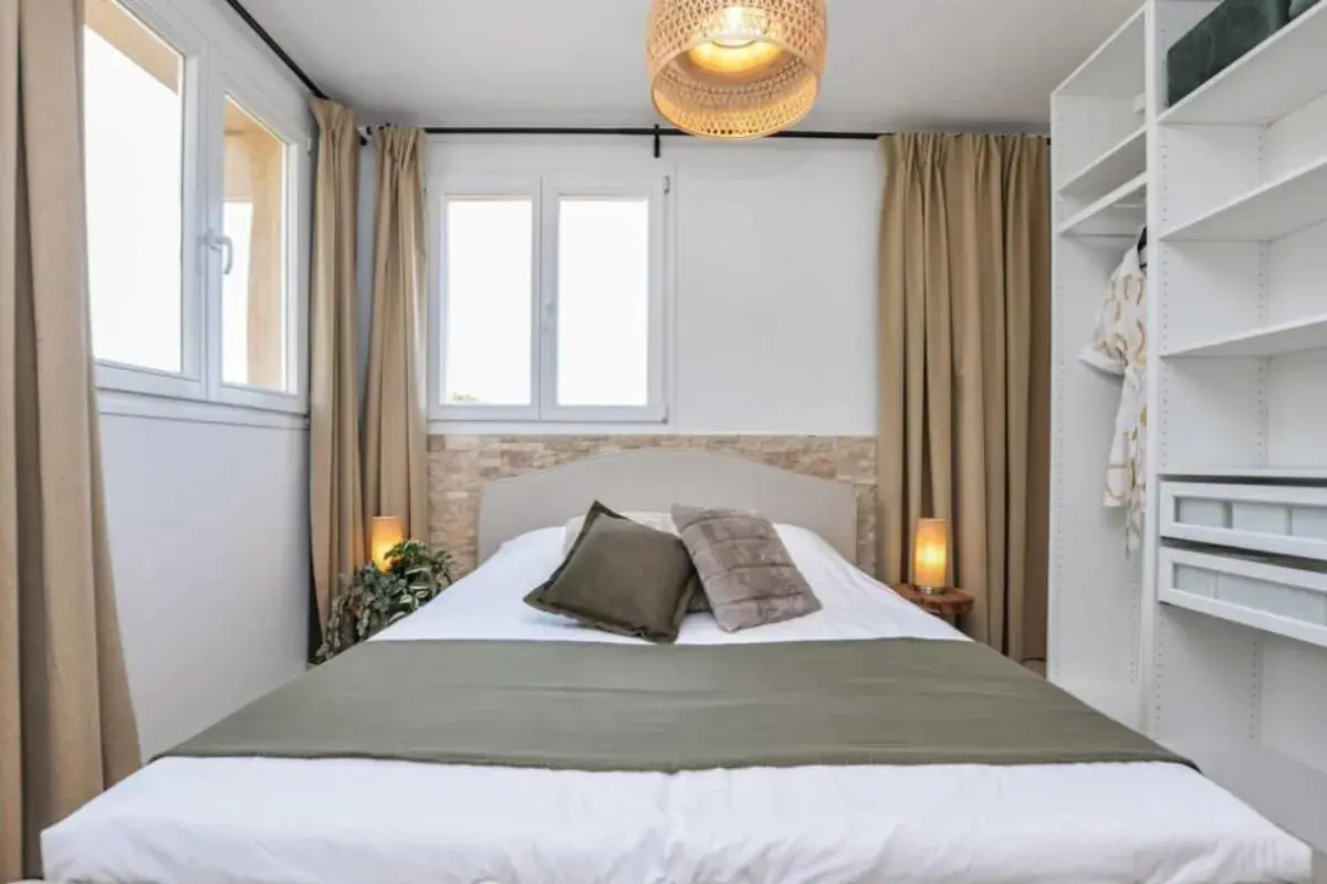 Les Deux Oliviers Plan de la Tour 22