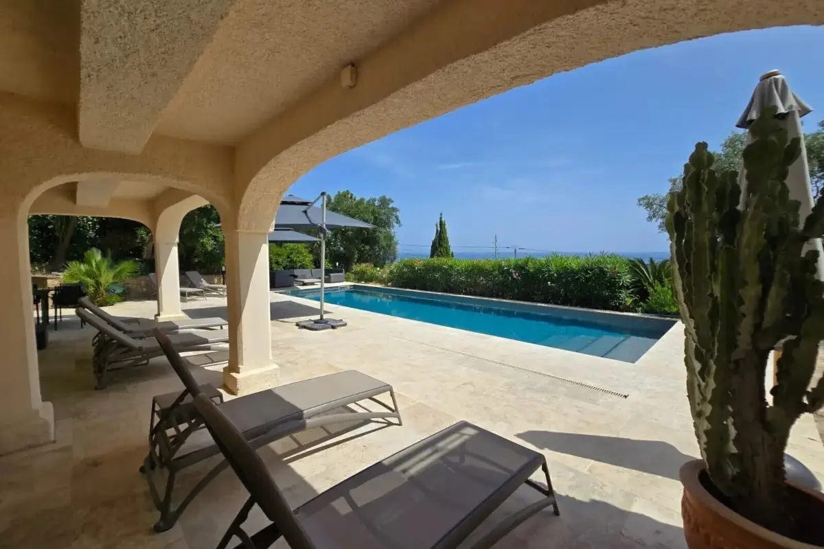 Savoir Vivre Les Issambres 3