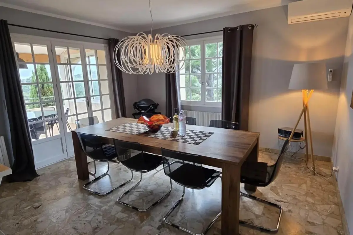 Savoir Vivre Les Issambres 9