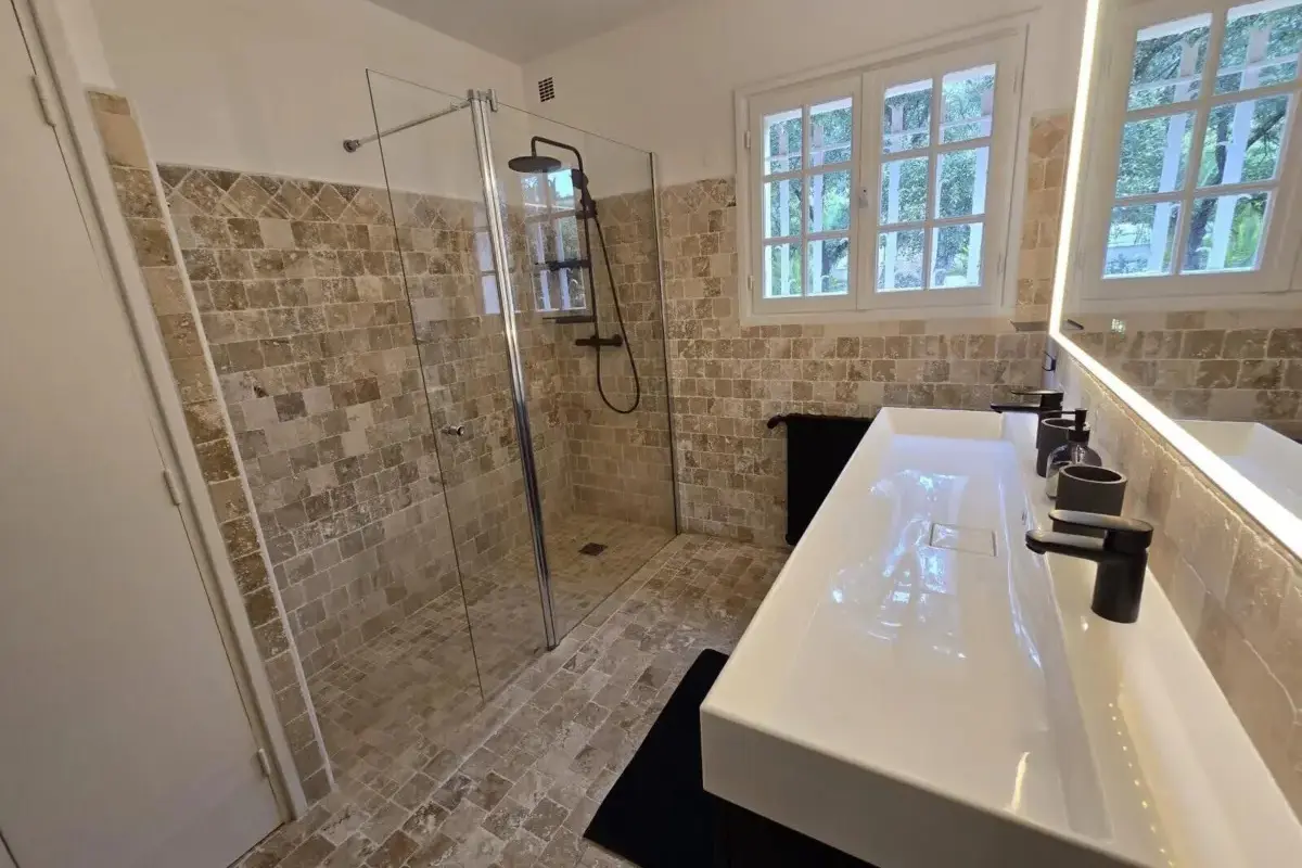 Savoir Vivre Les Issambres 18