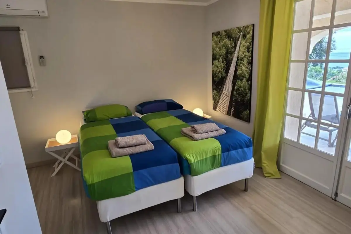 Savoir Vivre Les Issambres 21